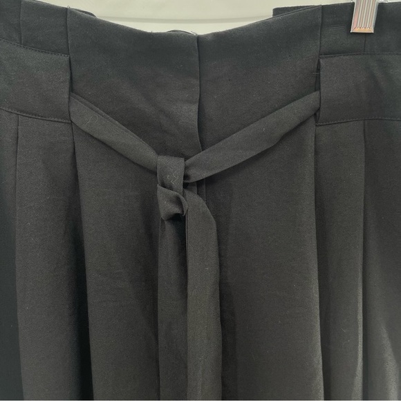 NWT L Love Paperbag Waist High Waist Black Cropped Pants Size Large - Picture 4 of 8